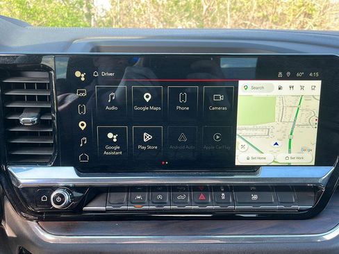 Used 2025 GMC Sierra 1500 SLT image 17