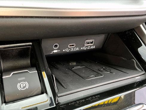 Used 2024 Subaru Outback Limited image 32