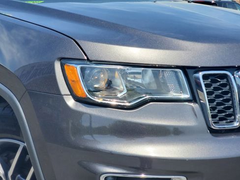 Used 2019 Jeep Grand Cherokee Limited w/ Trailer Tow Group IV AWD/4WD image 6