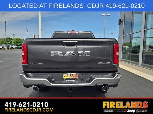 New 2026 RAM 1500 Laramie AWD/4WD image 3