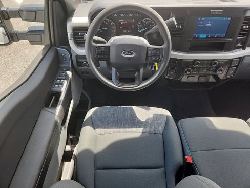 New 2026 Ford F250 XLT w/ FX4 Off-Road Package AWD/4WD image 7