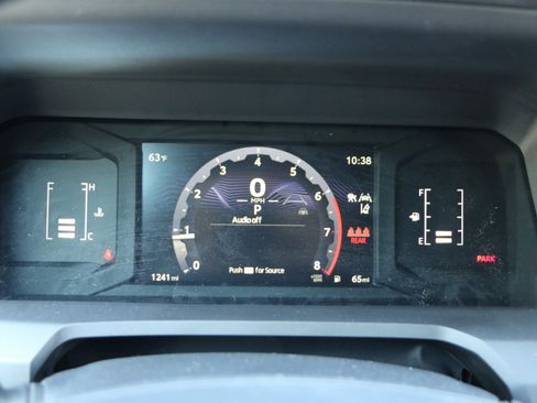 Used 2026 Toyota Tacoma SR5 AWD/4WD image 30