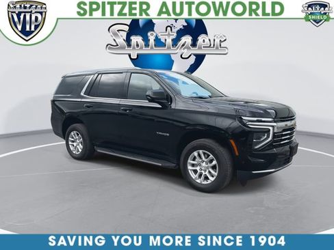 Used 2025 Chevrolet Tahoe LT AWD/4WD image 2