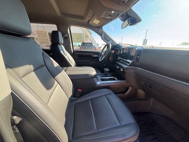 Used 2024 GMC Sierra 1500 SLT w/ SLT Premium Plus Package AWD/4WD image 16