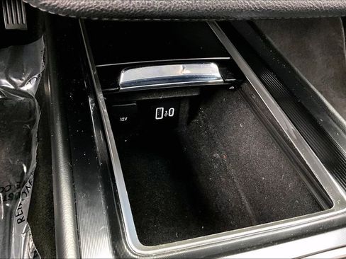 Used 2022 Lincoln Corsair AWD w/ Equipment Group 101A image 32