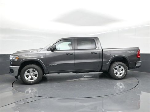 New 2026 RAM 1500 4x4 Crew Cab image 5