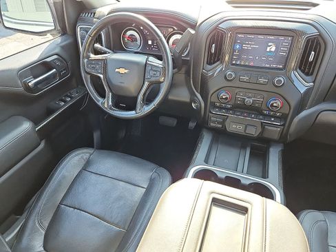 Used 2020 Chevrolet Silverado 1500 LTZ w/ LTZ Plus Package AWD/4WD image 10