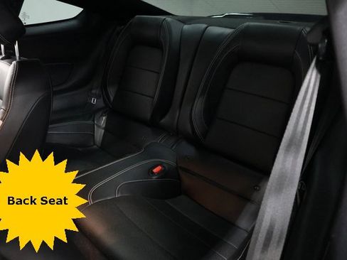 Used 2022 Ford Mustang Shelby GT500 w/ Technology Package image 17