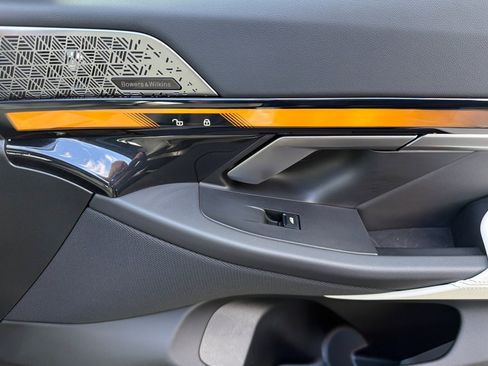 Certified 2024 BMW i5 eDrive40i w/ Premium Package image 21