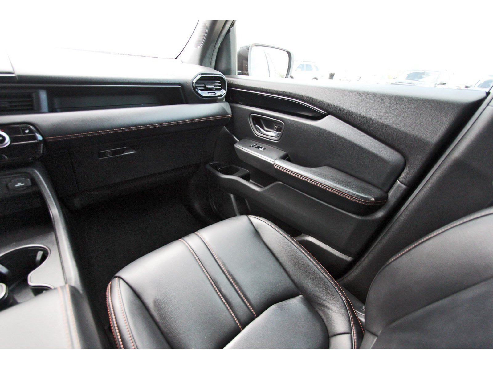 Used 2024 Honda Pilot TrailSport image 11