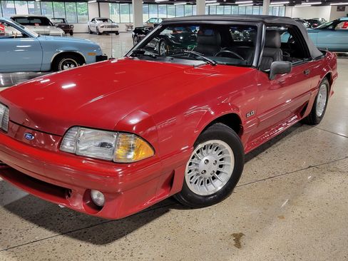 Used 1989 Ford Mustang GT RWD image 20
