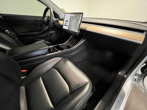 Used 2019 Tesla Model 3 Long Range image 10