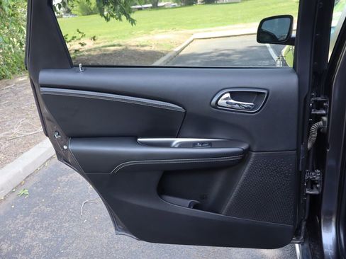 Used 2018 Dodge Journey Crossroad FWD image 26
