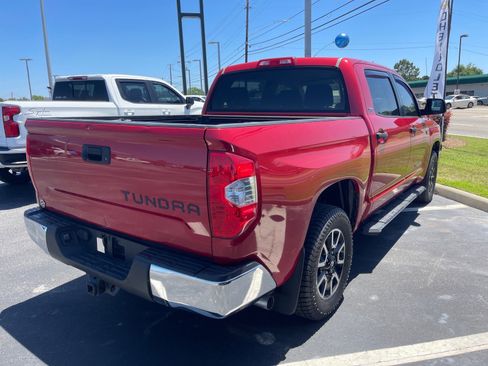 Used 2017 Toyota Tundra SR5 w/ SR5 Upgrade Package RWD image 16