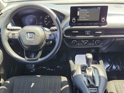 Certified 2024 Honda HR-V LX image 10