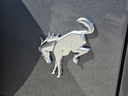 Used 2024 Ford Bronco Badlands image 12