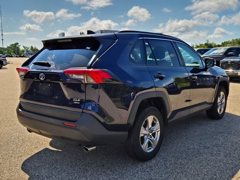 Used 2025 Toyota RAV4 XLE AWD/4WD image 6