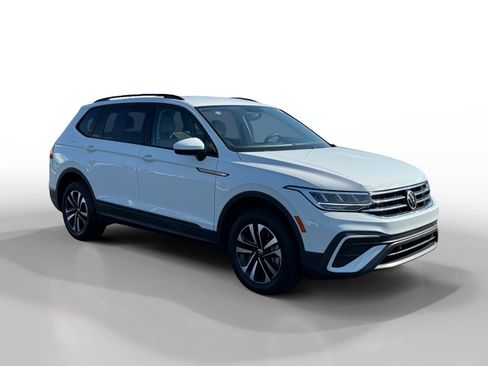Certified 2022 Volkswagen Tiguan S FWD image 7