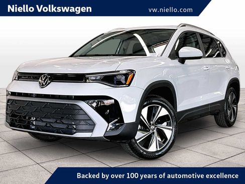 New 2026 Volkswagen Taos SE AWD/4WD image 1