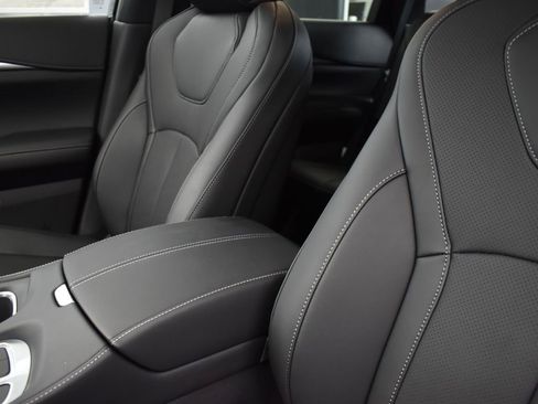 Used 2026 INFINITI QX60 Luxe w/ Cargo Package image 14