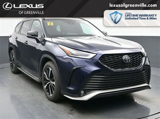 Used 2022 Toyota Highlander XSE video 2