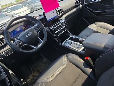 Used 2023 Ford Explorer ST AWD/4WD image 15