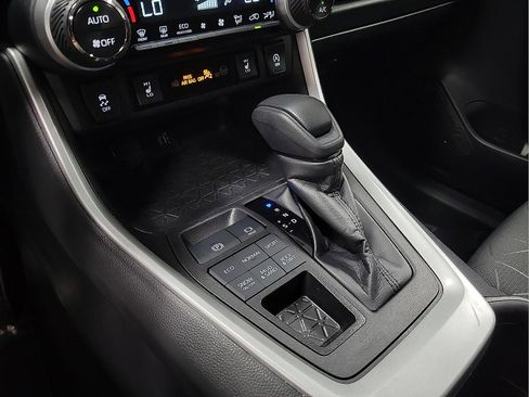 Certified 2024 Toyota RAV4 XLE AWD/4WD image 20