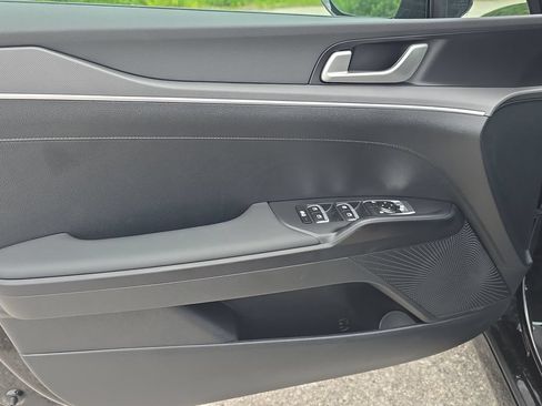 New 2026 Kia K5 LXS FWD image 16