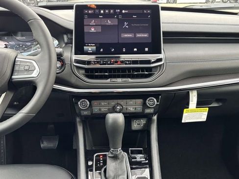 New 2026 Jeep Compass Limited image 11