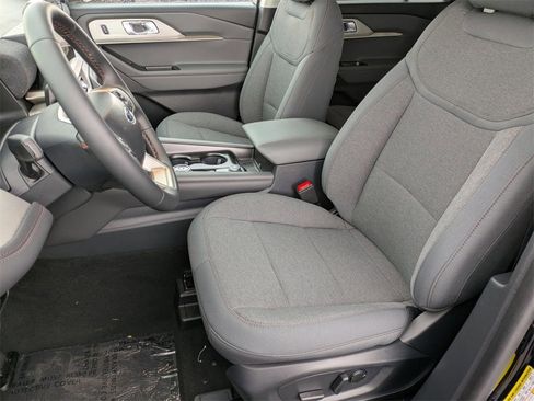 New 2025 Ford Explorer Active image 16