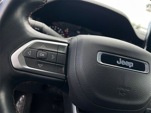 Used 2022 Jeep Compass Limited image 14