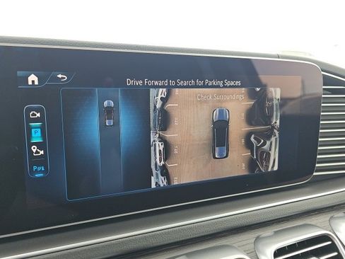 New 2026 Mercedes-Benz GLS 450 4MATIC image 33