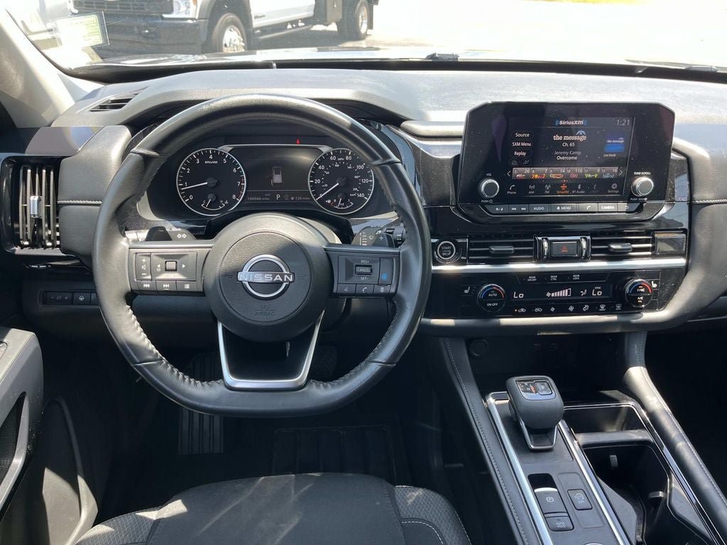 Used 2024 Nissan Pathfinder SV AWD/4WD image 10