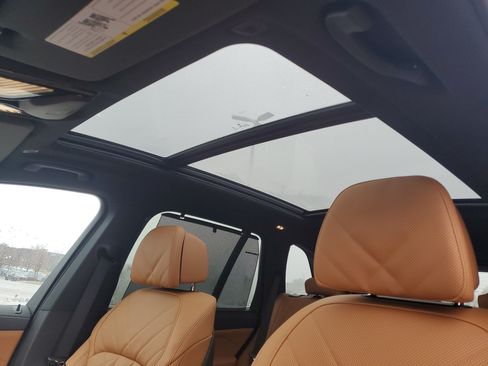New 2026 BMW X5 xDrive40i w/ Climate Comfort Package AWD/4WD image 8
