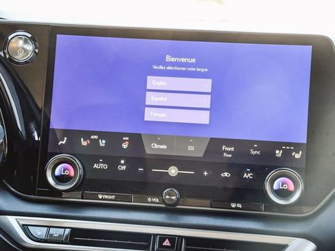 Used 2025 Lexus RX 450h AWD w/ Luxury Package image 16