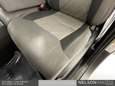 Used 2016 Toyota Tundra SR5 image 24