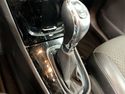 Used 2018 Buick Encore Preferred image 16