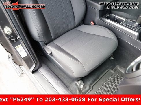 Certified 2017 Toyota Tacoma TRD Sport image 26