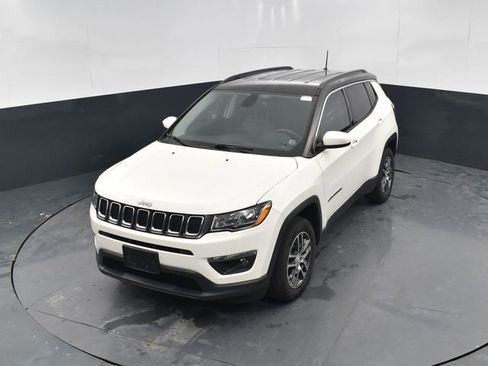 Used 2018 Jeep Compass Latitude w/ Cold Weather Group image 35