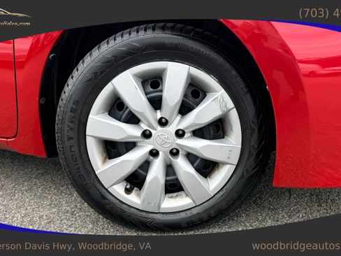 Used 2014 Toyota Corolla LE FWD image 26