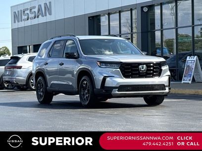 Used 2025 Honda Pilot TrailSport