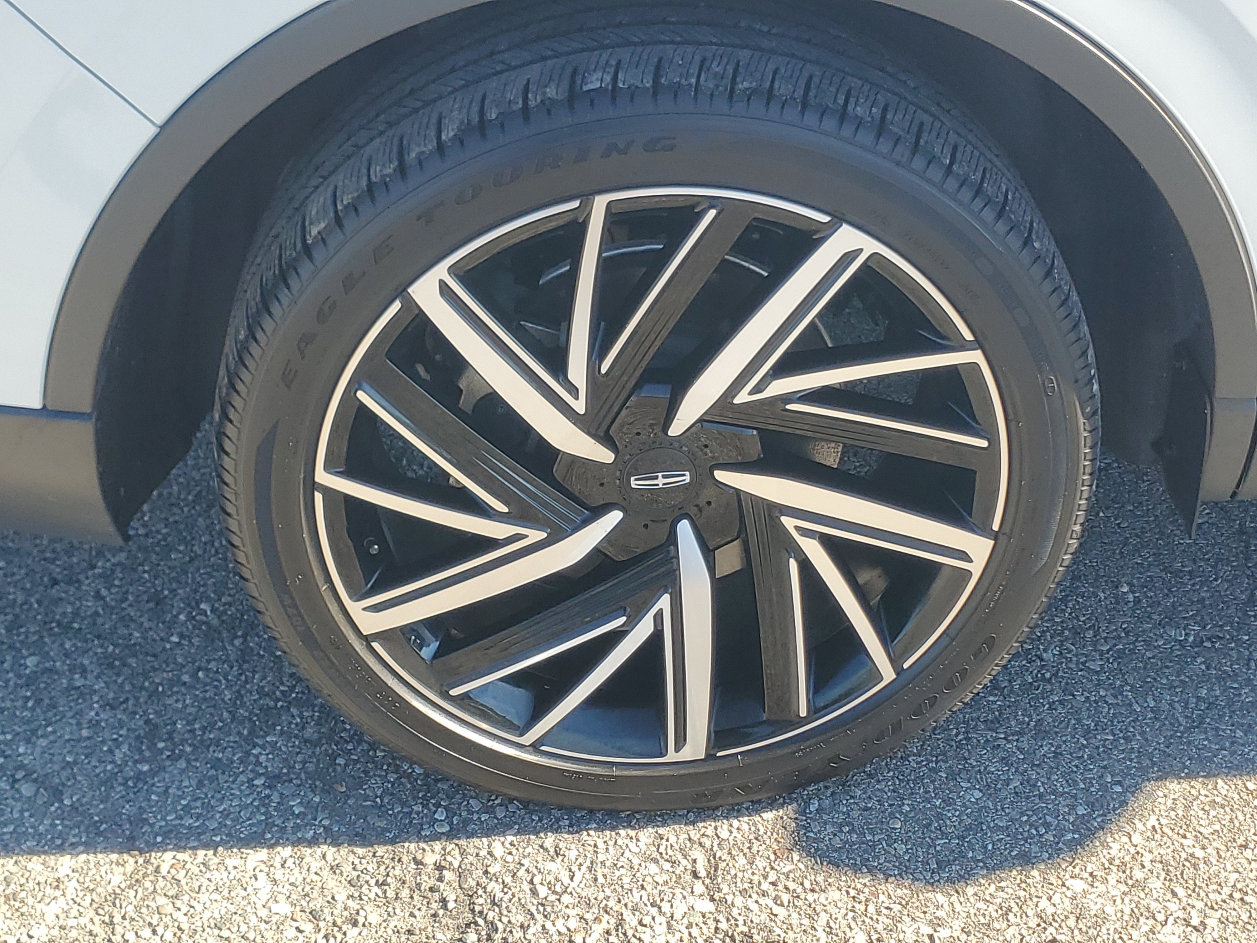 Used 2025 Lincoln Aviator Reserve w/ Equipment Group 201A AWD/4WD image 7
