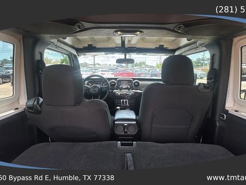 Used 2019 Jeep Wrangler Sport AWD/4WD image 16