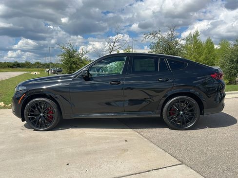 New 2026 BMW X6 M60i image 5