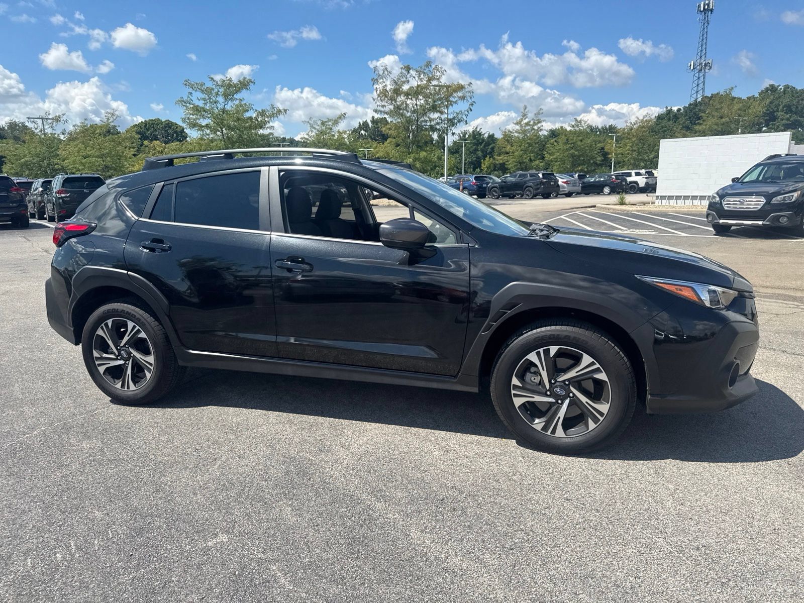 Certified 2025 Subaru Crosstrek 2.5i Premium AWD/4WD image 12
