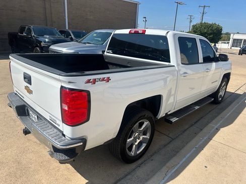Used 2018 Chevrolet Silverado 1500 LT w/ LT Fleet Convenience Package AWD/4WD image 9