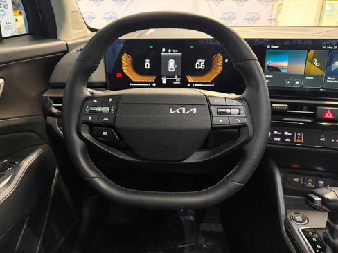 Used 2026 Kia Sportage EX w/ EX Panorama Roof Package FWD image 29