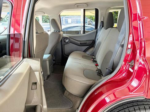 Used 2013 Nissan Xterra X RWD image 22