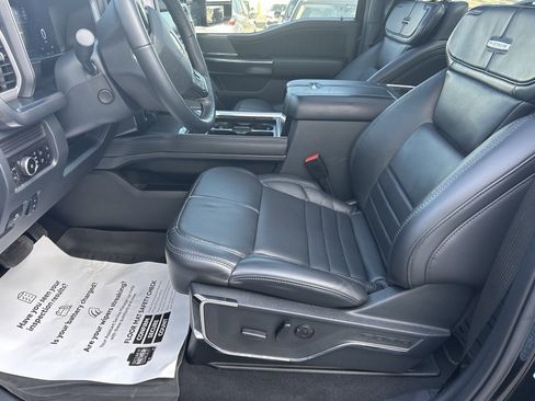 Used 2025 Ford F250 Platinum image 18