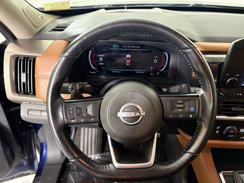 Used 2022 Nissan Pathfinder Platinum w/ Cargo Package image 20